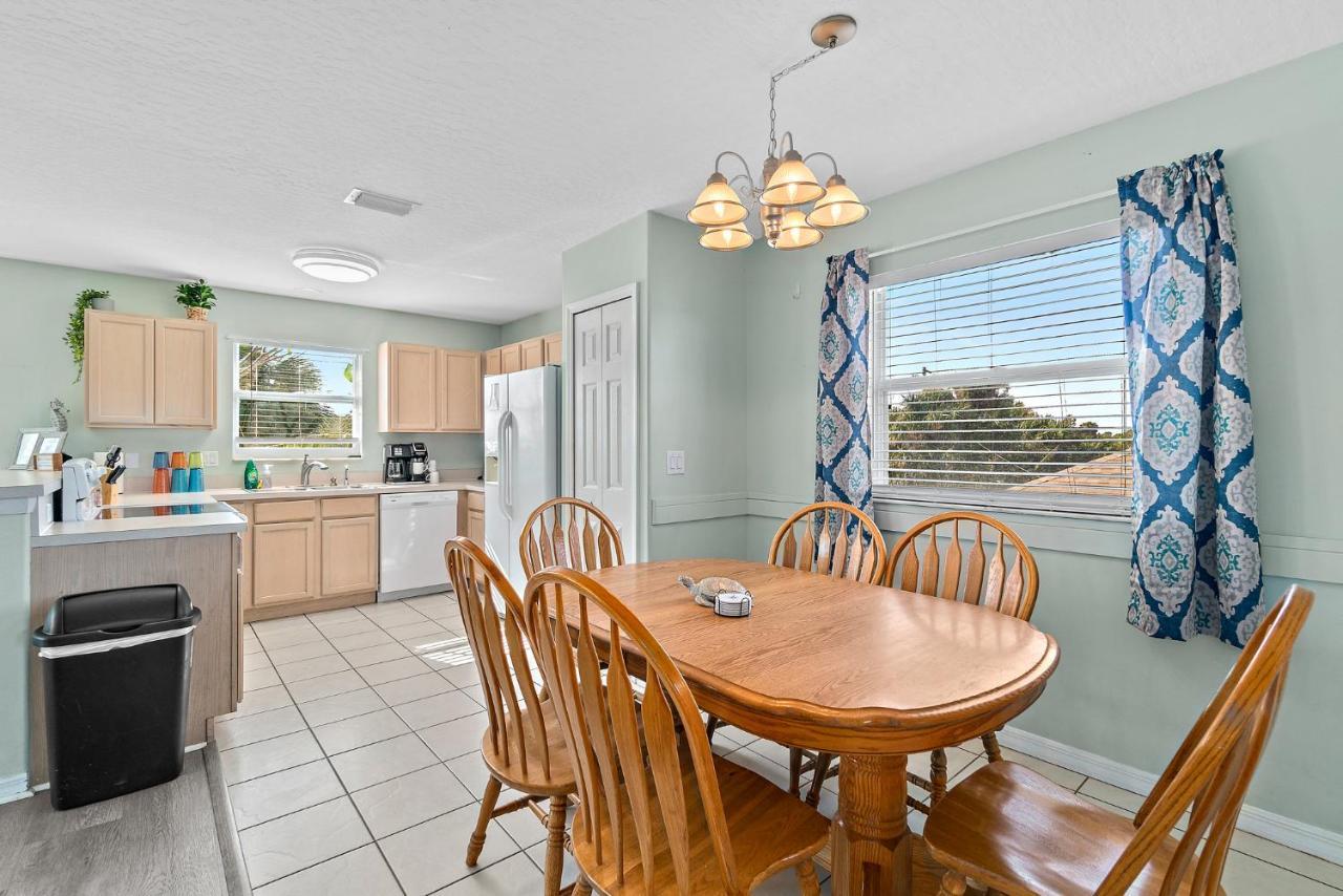Surfside Paradise Retreat - 3Br And 2Ba Duplex, Grill, Dog Friendly - Close To The Beach! Melbourne Zewnętrze zdjęcie