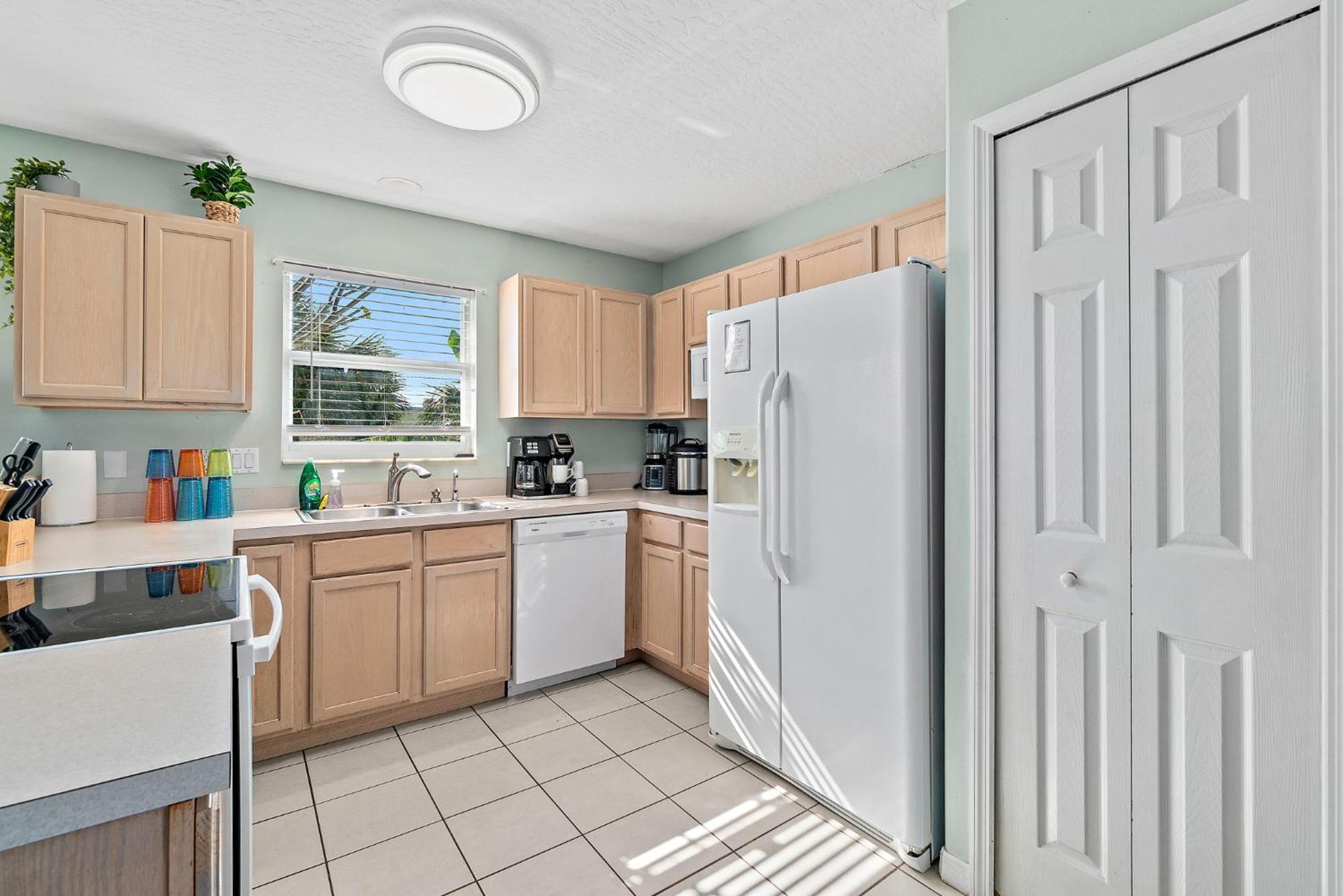 Surfside Paradise Retreat - 3Br And 2Ba Duplex, Grill, Dog Friendly - Close To The Beach! Melbourne Zewnętrze zdjęcie