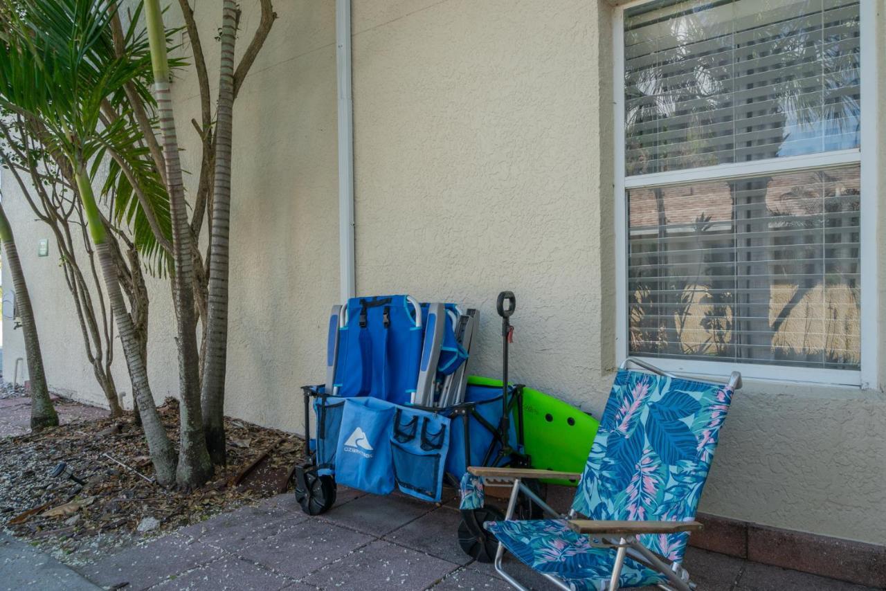 Surfside Paradise Retreat - 3Br And 2Ba Duplex, Grill, Dog Friendly - Close To The Beach! Melbourne Zewnętrze zdjęcie