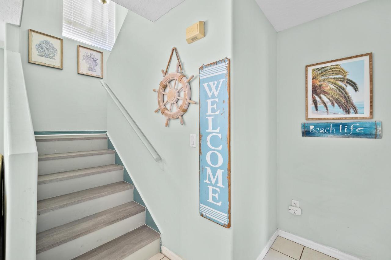 Surfside Paradise Retreat - 3Br And 2Ba Duplex, Grill, Dog Friendly - Close To The Beach! Melbourne Zewnętrze zdjęcie