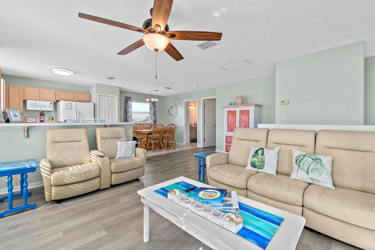 Surfside Paradise Retreat - 3Br And 2Ba Duplex, Grill, Dog Friendly - Close To The Beach! Melbourne Zewnętrze zdjęcie